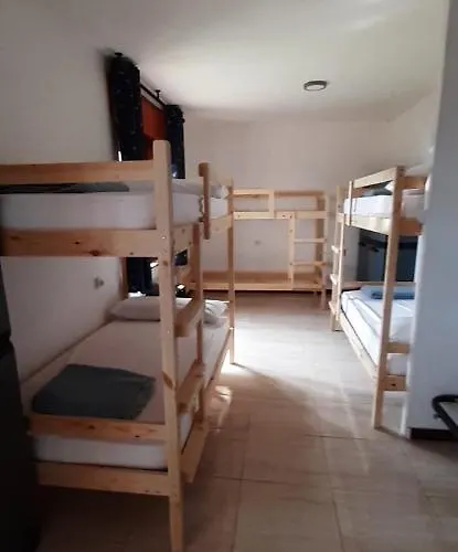 Ostello La Costana *